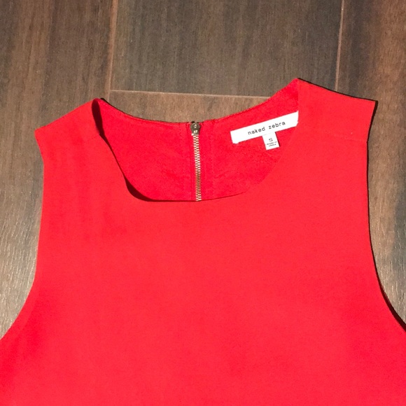 Flattering Red Dress 💋 - Picture 2 of 3